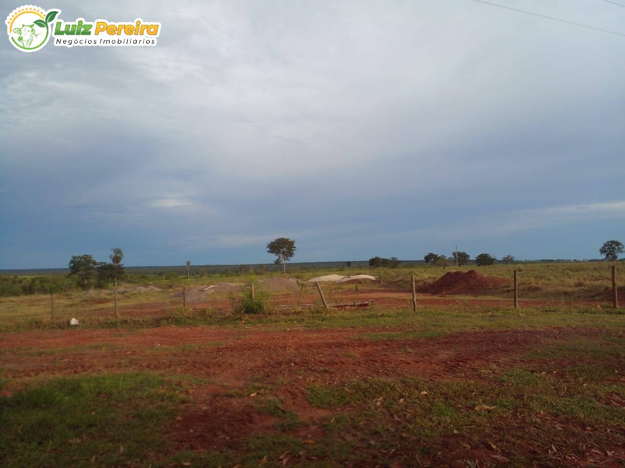 Fazenda-Sítio-Chácara, 360 hectares - Foto 1