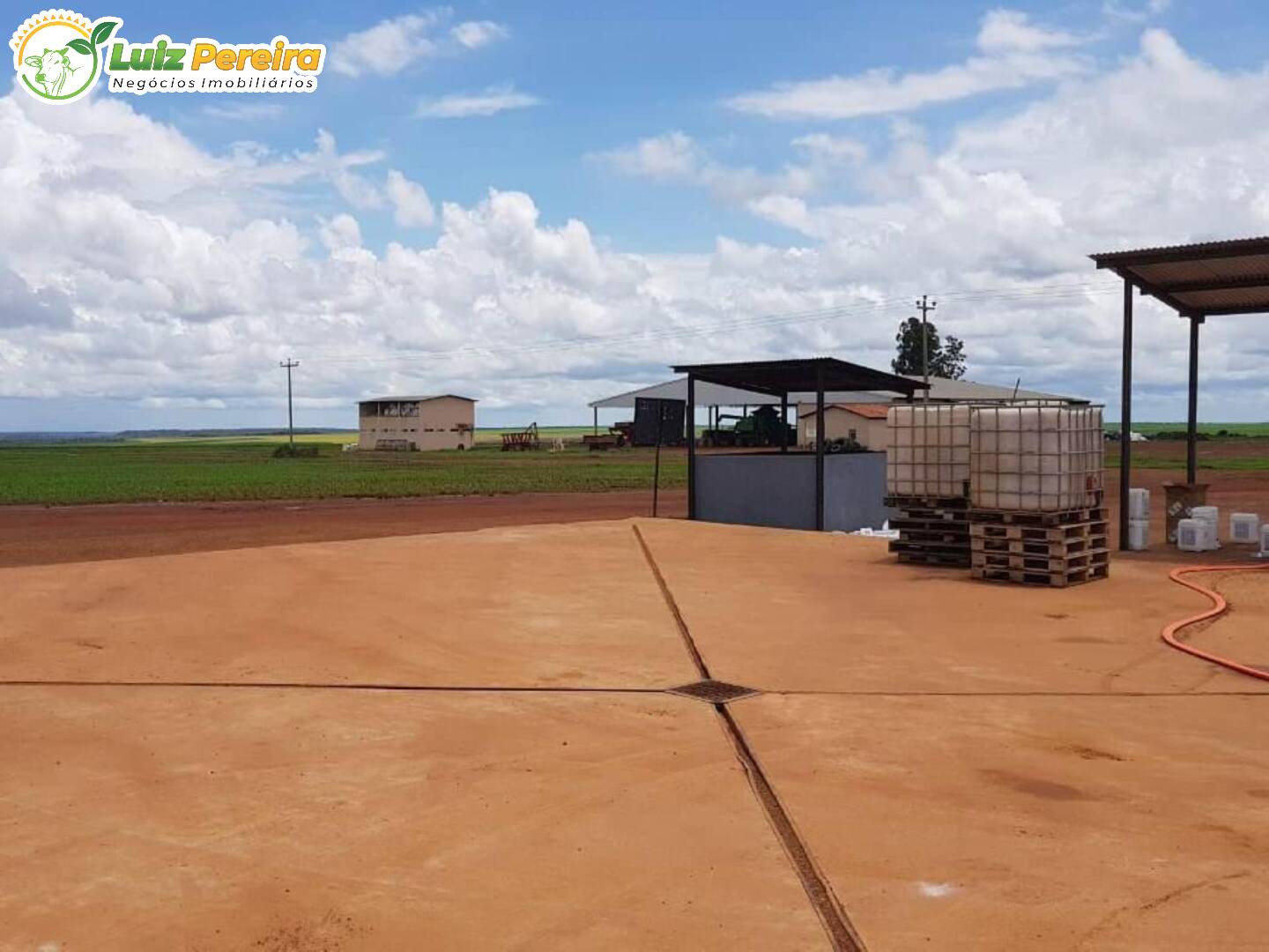 Fazenda à venda, 329296000m² - Foto 50